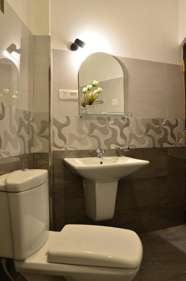 Neo Bay Hotel Weligama Luaran gambar