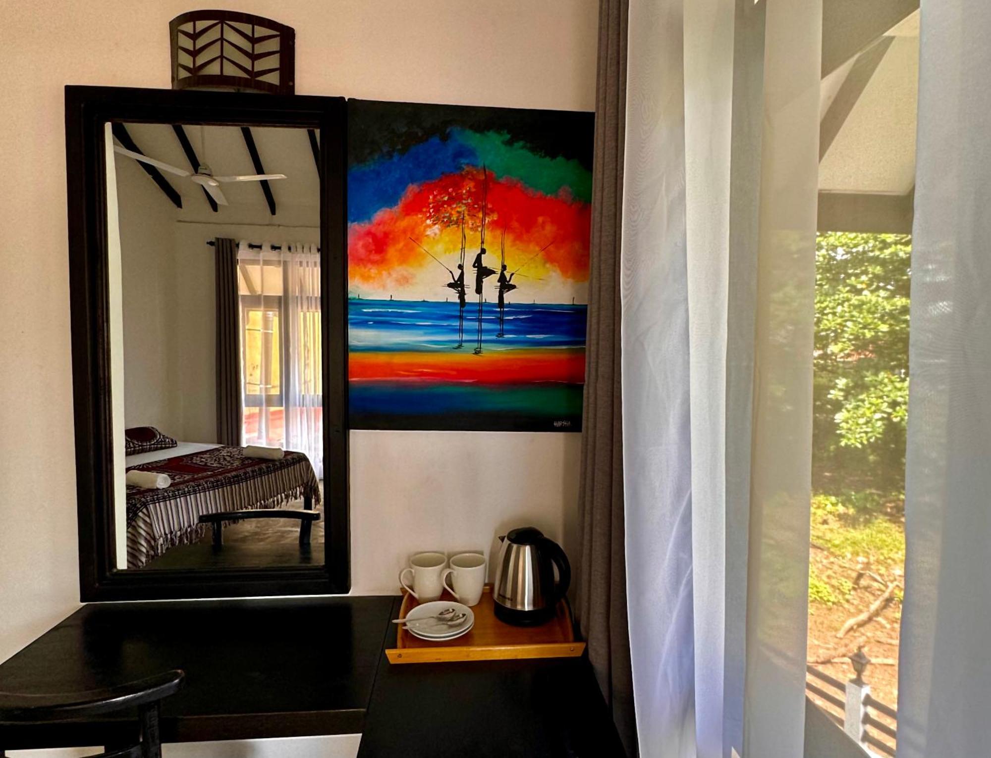 Neo Bay Hotel Weligama Luaran gambar