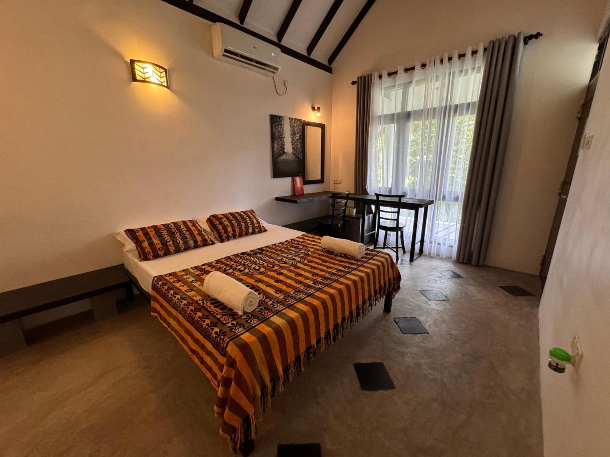 Neo Bay Hotel Weligama Luaran gambar
