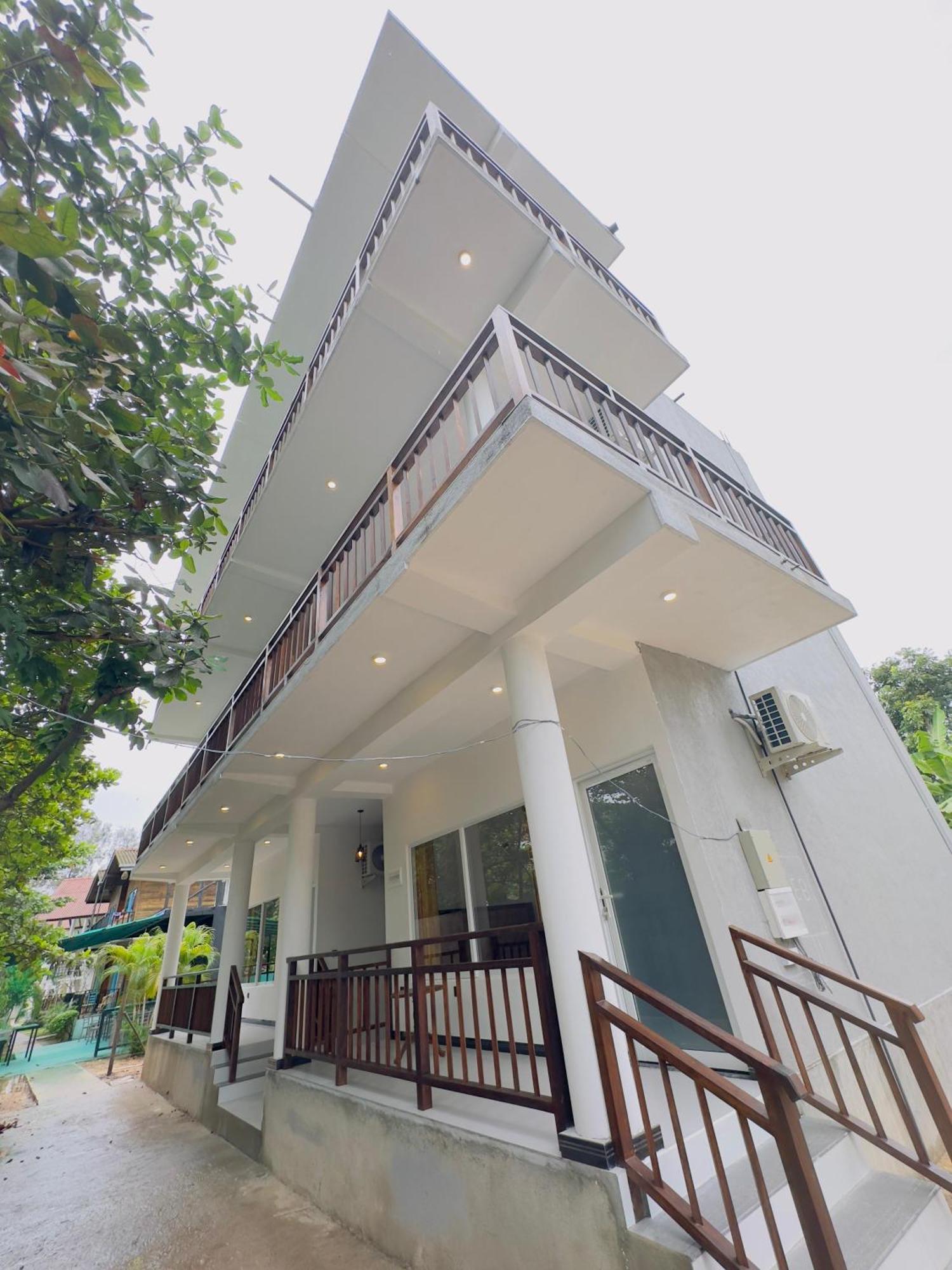 Neo Bay Hotel Weligama Luaran gambar